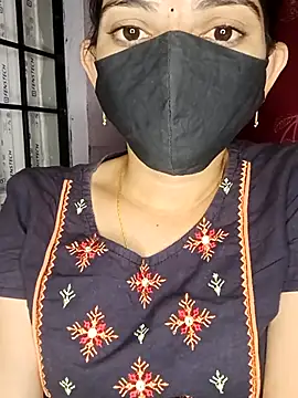 Snapshot of Telugu_Cute_Angel chatting on 10-18-25, 04:52 Telugu Cute Angel online show from 10-18-25, 04:52