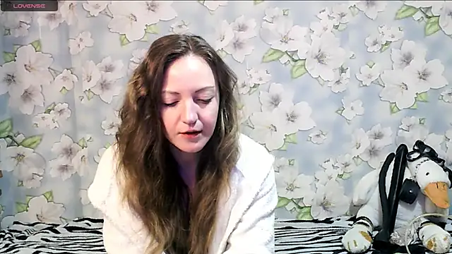 KattyLuuu online show from 03-08-25, 06:10