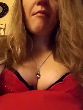 Snapshot of KattyLuuu chatting on 02-12-26, 09:54 KattyLuuu online show from 02-12-26, 09:54