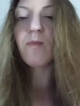 Snapshot of KattyLuuu chatting on 06-17-26, 09:38 KattyLuuu online show from 06-17-26, 09:38