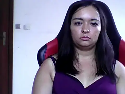 MeganGold online show from 05-05-26, 06:10