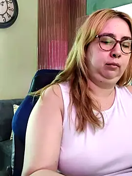 chloe prg online show from 07-10-26, 01:21