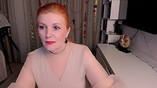 Snapshot of Fire-Fox-One chatting on 02-04-25, 12:40 Fire-Fox-One online show from 02-04-25, 12:40