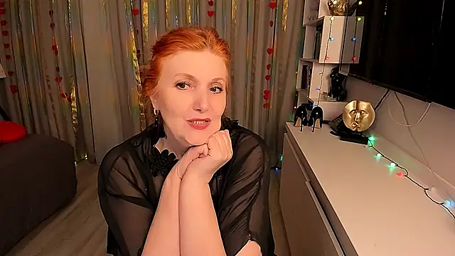 Snapshot of Fire-Fox-One chatting on 02-26-25, 03:52 Fire-Fox-One online show from 02-26-25, 03:52