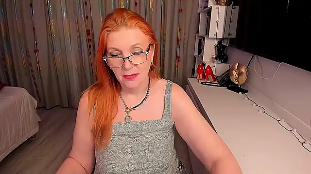 Snapshot of Fire-Fox-One chatting on 03-12-25, 07:49 Fire-Fox-One online show from 03-12-25, 07:49