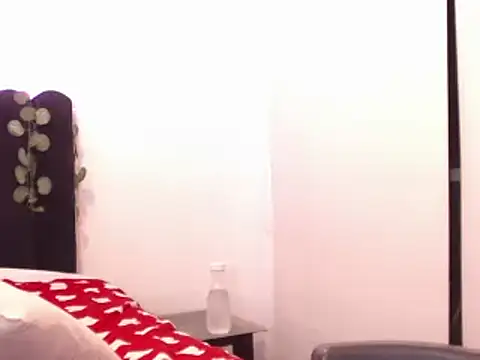 AmyBriiggs online show from 09-11-25, 05:51