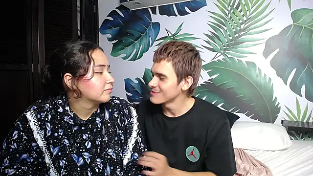 Snapshot of Gurvinder_1 chatting on 02-23-25, 01:13 Gurvinder 1 online show from 02-23-25, 01:13