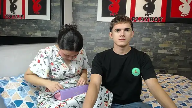 Snapshot of Gurvinder_1 chatting on 03-18-25, 11:19 Gurvinder 1 online show from 03-18-25, 11:19