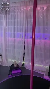 baobaomiqi linger online show from 09-28-25, 04:34