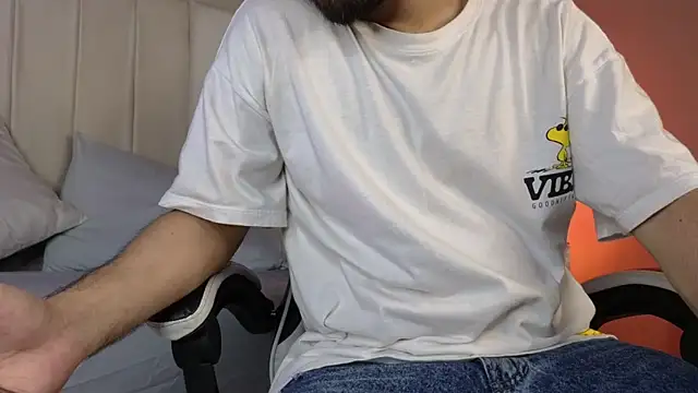 Samir bear online show from 04-13-26, 12:43