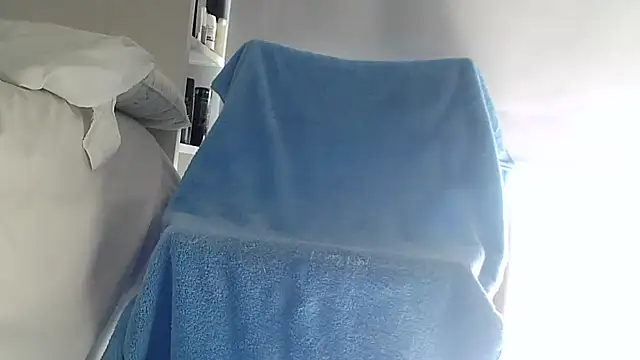 teek1234 1 online show from 10-29-25, 04:09