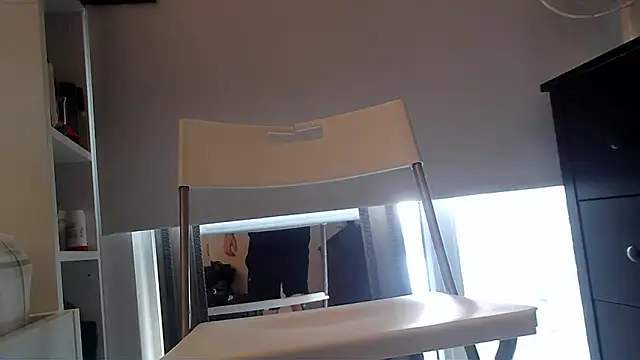 teek1234 1 online show from 12-18-25, 02:23