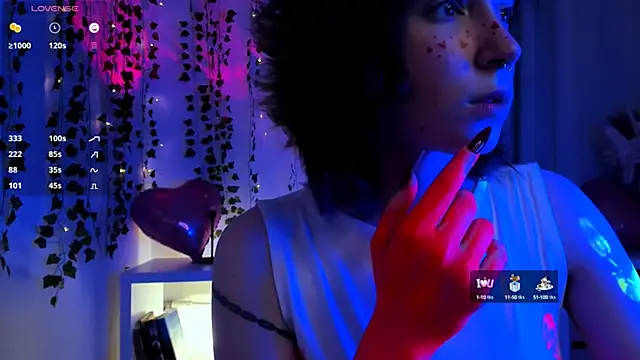 lilithlunna online show from 02-16-25, 04:09