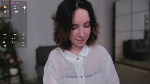 lilithlunna online show from 03-03-25, 01:42