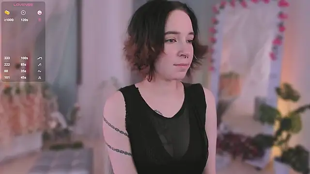 lilithlunna online show from 03-13-25, 04:56