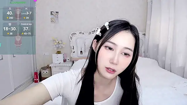 Snapshot of Tomakto chatting on 01-10-25, 05:58 Tomakto online show from 01-10-25, 05:58