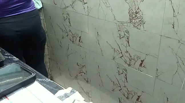 Snapshot of Housewife12 chatting on 03-14-25, 04:19 Housewife12 online show from 03-14-25, 04:19