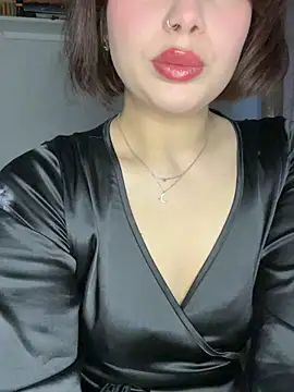 AmmyRich1 online show from 04-15-26, 02:51