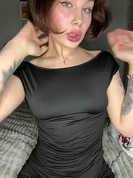 Snapshot of AmmyRich1 chatting on 07-06-26, 06:43 AmmyRich1 online show from 07-06-26, 06:43