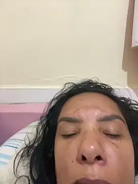 Snapshot of briannaa557 chatting on 03-07-25, 10:45 briannaa557 online show from 03-07-25, 10:45