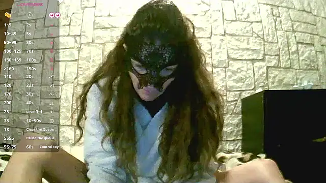 sansan2411 online show from 01-18-25, 10:06