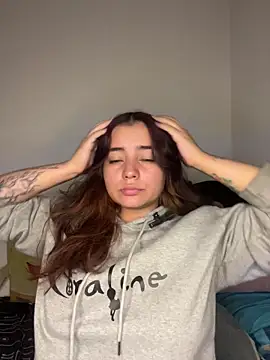 Ema kraus online show from 02-25-26, 02:54