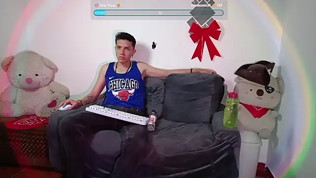 Ambar and daimon  online show from 04-11-26, 06:18