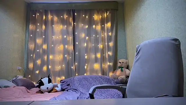 Snapshot of IlonaMurf chatting on 01-24-25, 01:14 IlonaMurf online show from 01-24-25, 01:14