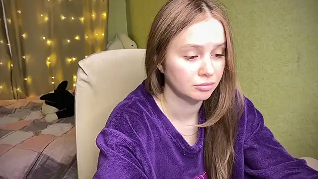 Snapshot of IlonaMurf chatting on 02-07-25, 09:58 IlonaMurf online show from 02-07-25, 09:58