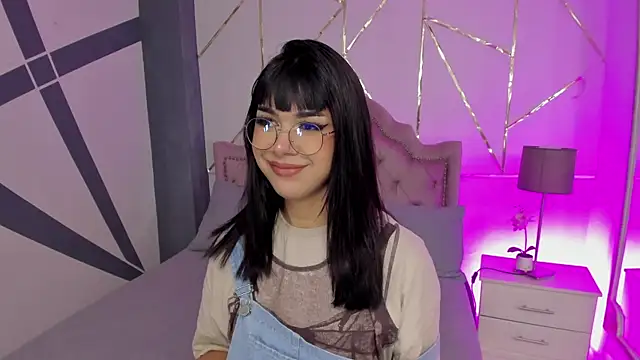 RoseCassie online show from 02-04-25, 01:16