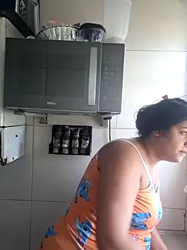 ppatriciarabello online show from 11-05-25, 02:50