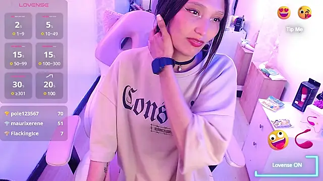 mia collens online show from 02-14-25, 06:12