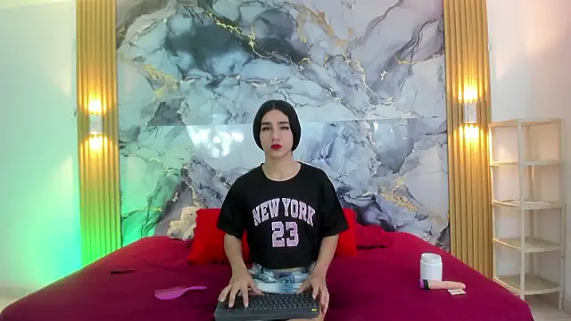 Mariana 16  online show from 02-04-26, 07:42