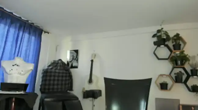 Snapshot of Antonello_Vannucci chatting on 03-10-25, 10:34 Antonello Vannucci online show from 03-10-25, 10:34