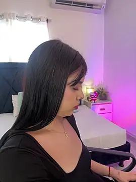 Lily Woodz online show from 04-14-26, 07:09