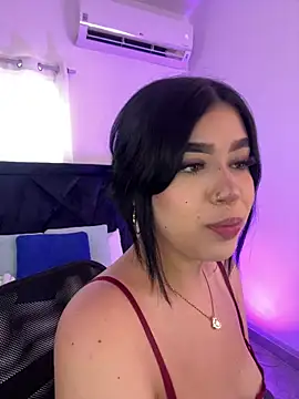 Snapshot of Lily_Woodz chatting on 07-23-26, 07:12 Lily Woodz online show from 07-23-26, 07:12