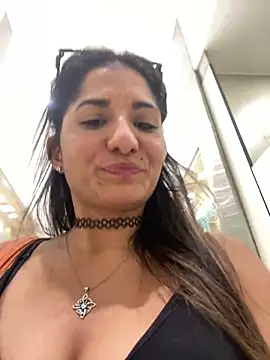 AlejandritaMilano online show from 02-24-26, 09:02