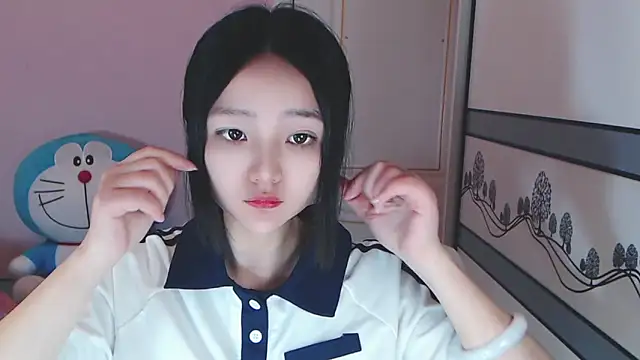Snapshot of xiao-xiao-D chatting on 02-23-25, 11:00 xiao-xiao-D online show from 02-23-25, 11:00
