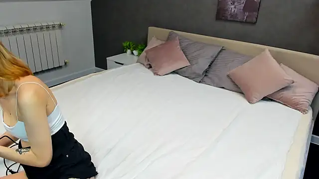 Mollly Rouge online show from 02-20-25, 12:08