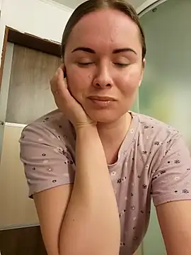 Snapshot of _Miss_Vanilla_ chatting on 03-21-25, 08:18 Miss Vanilla online show from 03-21-25, 08:18