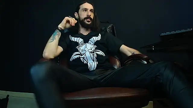 AxelColton online show from 01-24-25, 11:15