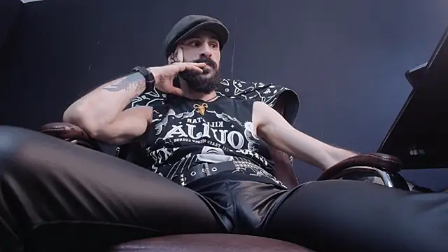 AxelColton online show from 02-04-25, 12:33