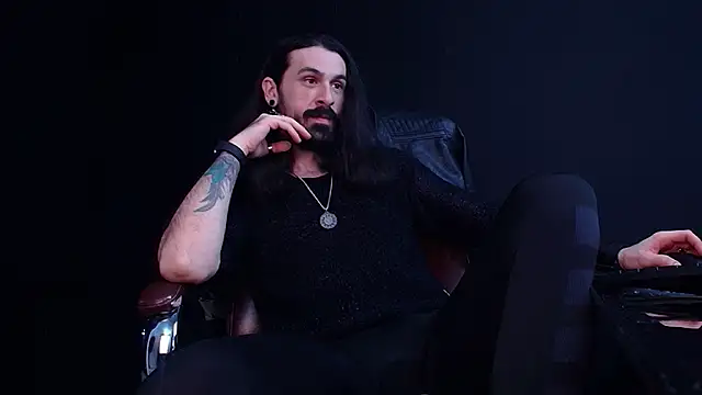 AxelColton online show from 11-14-25, 11:31