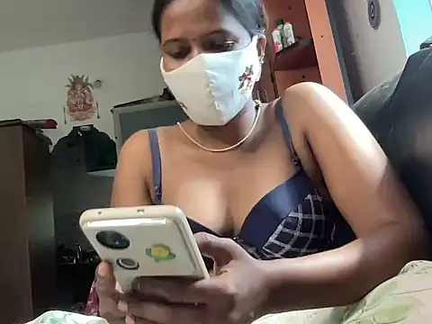 Tamil Sanjana  online show from 05-19-26, 08:31