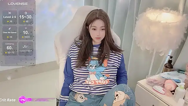 Snapshot of yunduo6 chatting on 10-25-25, 08:00 yunduo6 online show from 10-25-25, 08:00