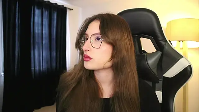 Daisha Riley online show from 11-11-25, 02:28