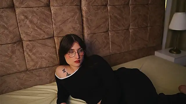 Snapshot of Daisha_Riley chatting on 03-17-26, 03:55 Daisha Riley online show from 03-17-26, 03:55