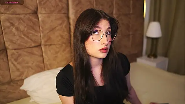 Snapshot of Daisha_Riley chatting on 03-18-26, 02:26 Daisha Riley online show from 03-18-26, 02:26