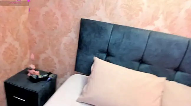 CintiaWalker online show from 02-21-25, 12:17