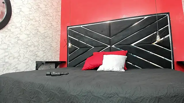 Snapshot of SEXY_HOTTIE__ chatting on 01-11-25, 12:18 SEXY HOTTIE online show from 01-11-25, 12:18